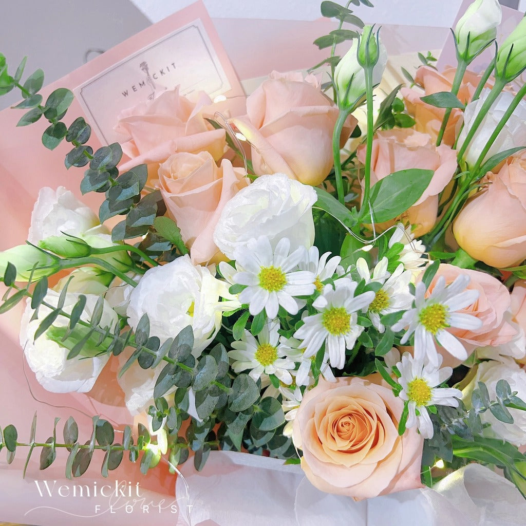 Blanche Flower Bouquet
