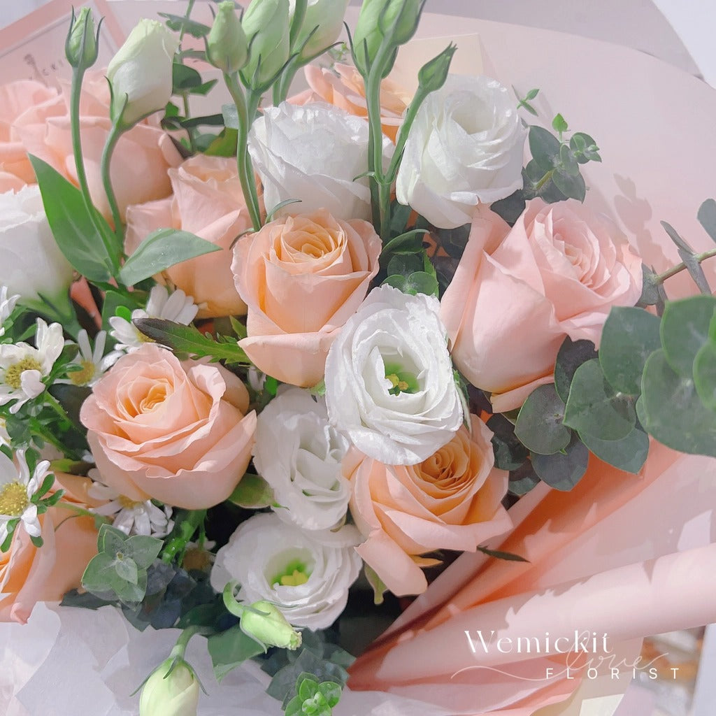 Blanche Flower Bouquet