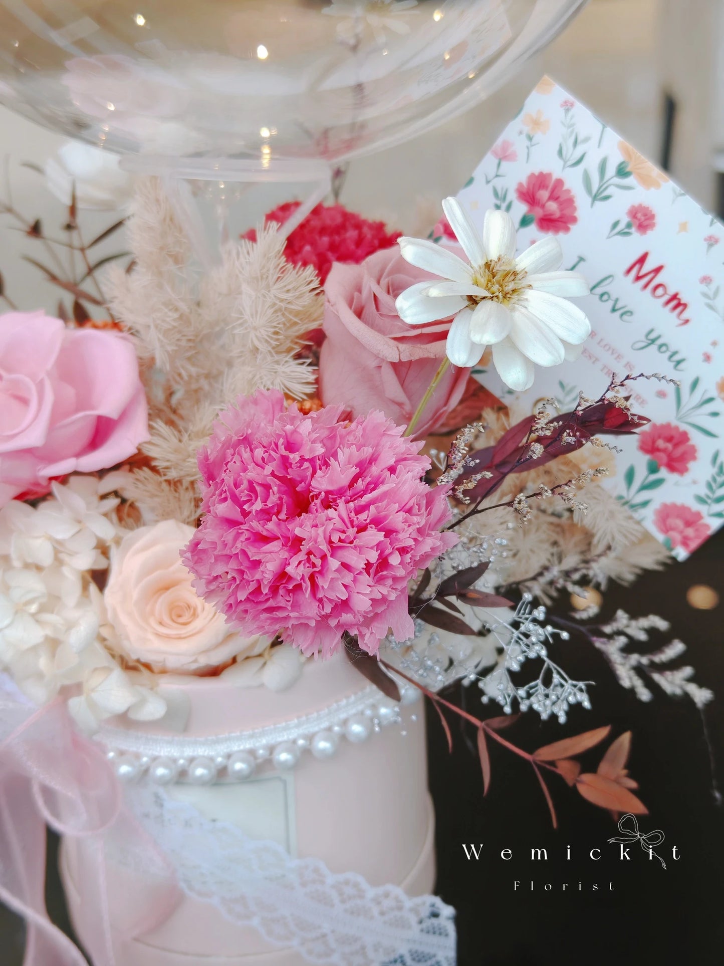 Lots of Love丨Preserved Flower Box With Balloon