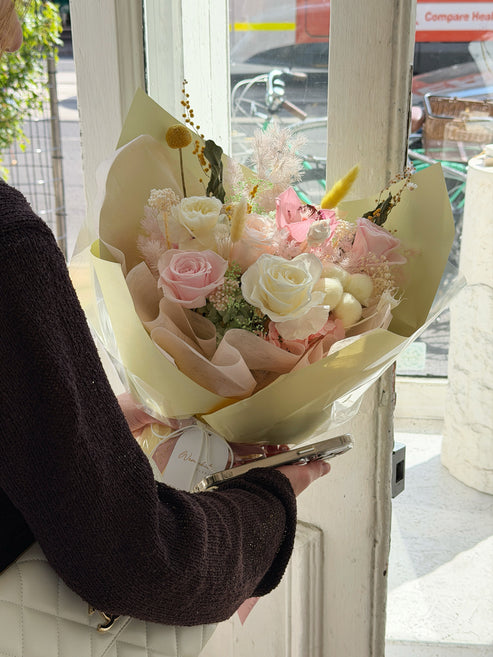 Cozy Girl | Everlasting Preserved Flowers Bouquet