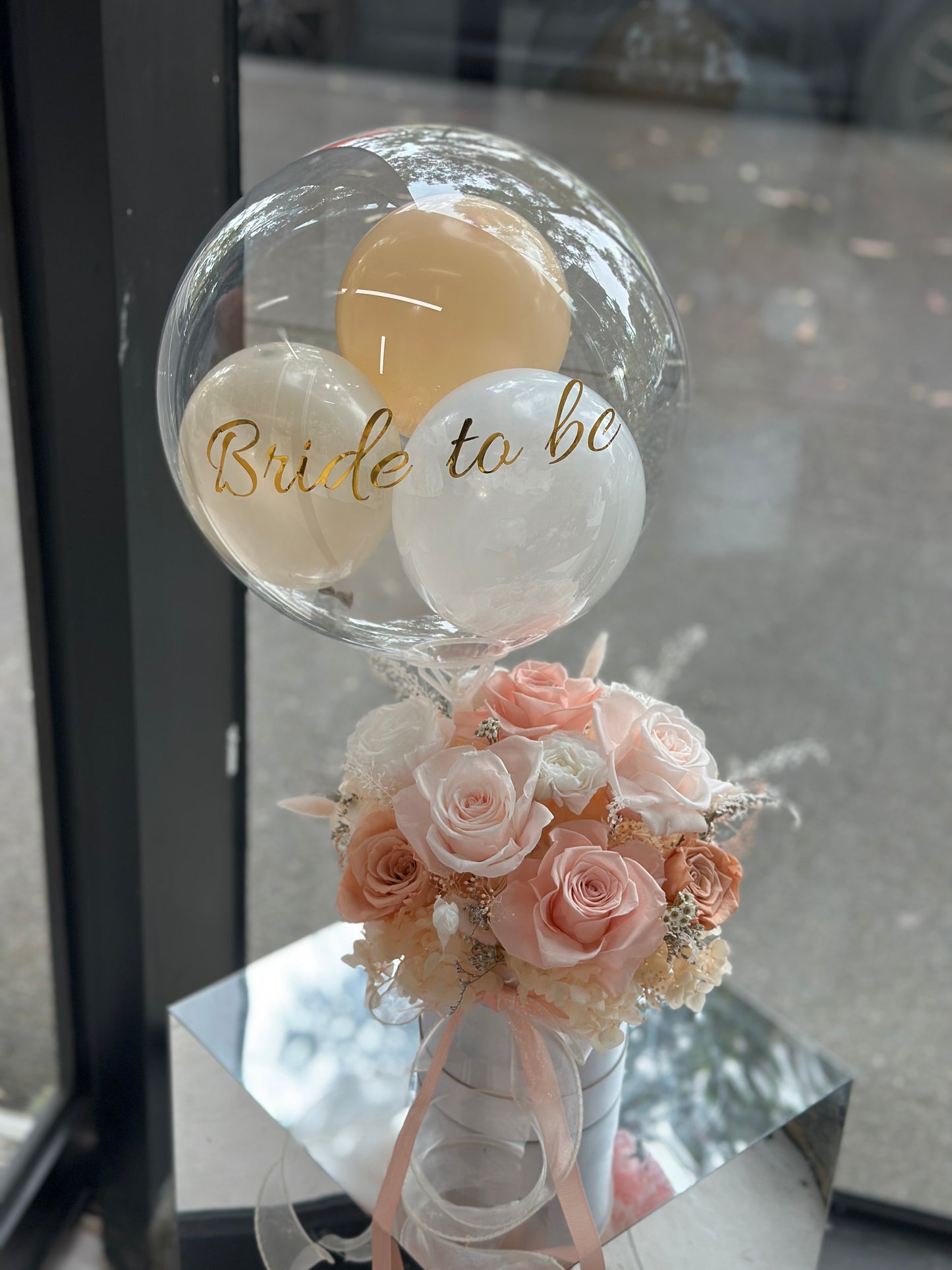 Blessing Peach | Everlasting Preserved Flowers Box With Custom Balloons