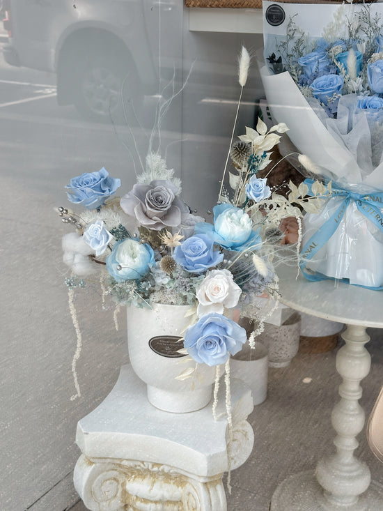 Feather Blue | Everlasting Preserved Flower In Vase