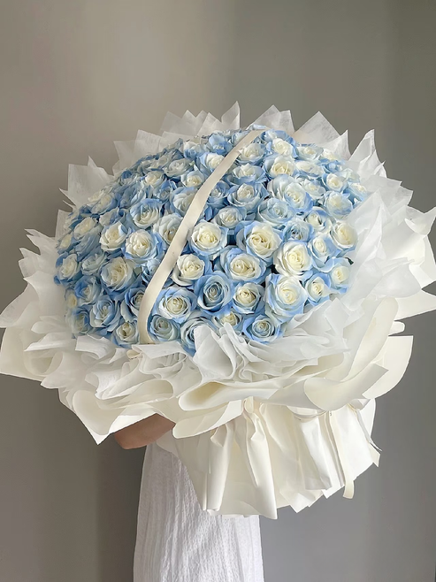 Frozen Sapphire |  60 roses Fresh Flower Bouquet