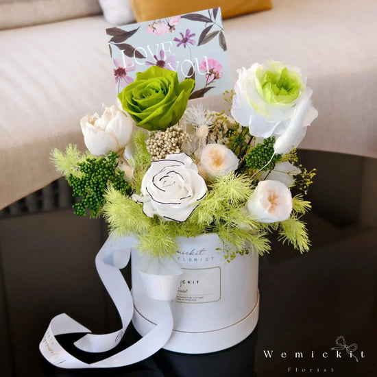 Eudora丨Preserved Flower Box WEMICKIT - Melbourne Floral Arrangement