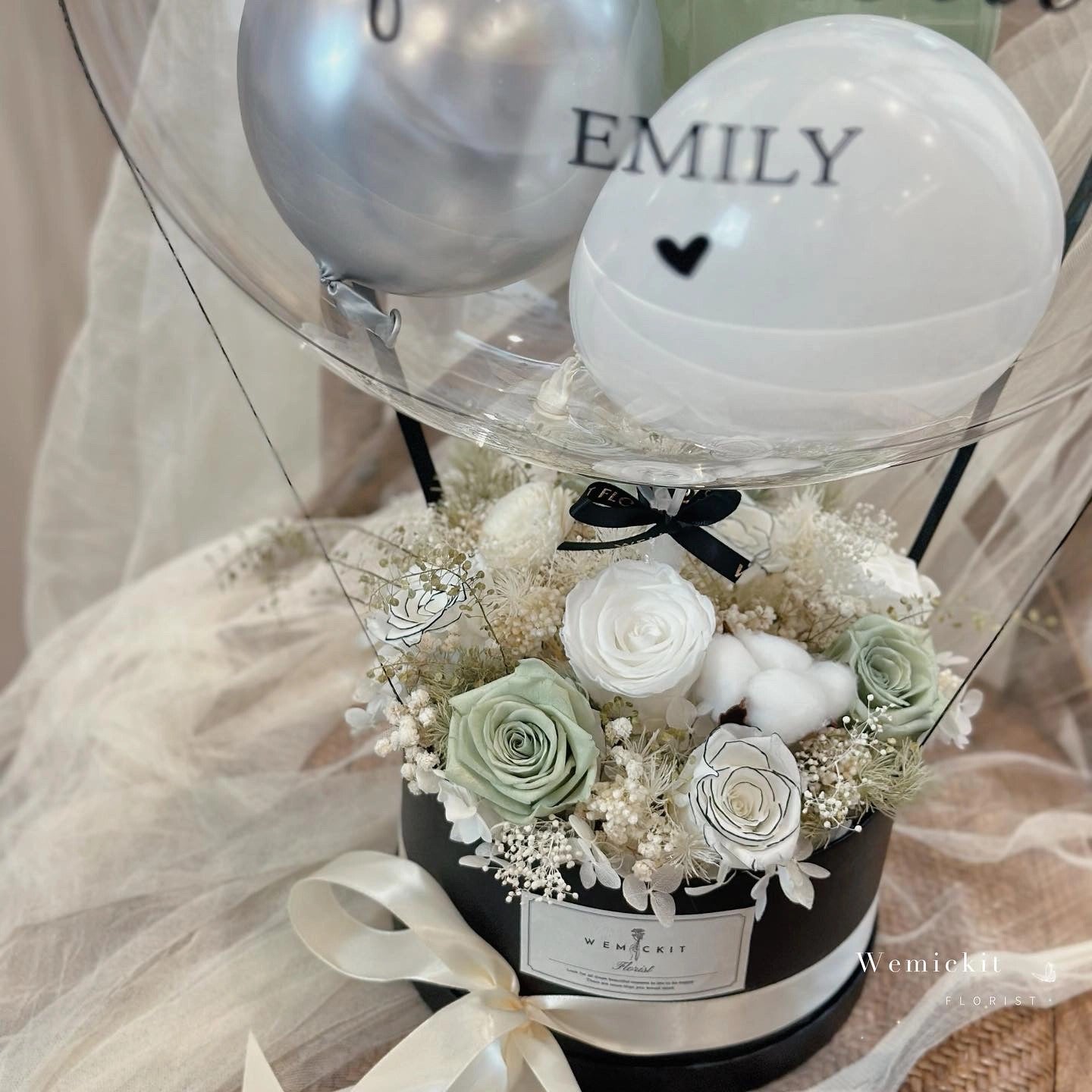 Forest mood | Perserved  Flower Box with Balloon