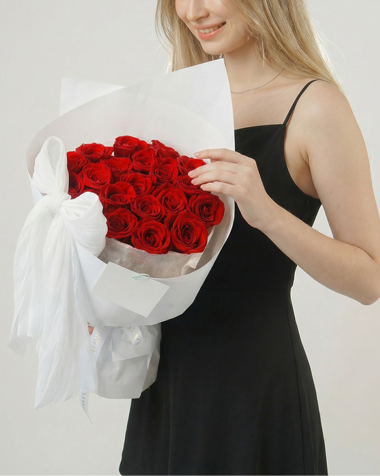 Bloomie - Red | 20 Roses Preserved Flower Bouquet