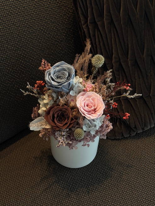 Agoni - Everlasting Preserved Flower in Vase | Thoughtful Birthday Gift Idea