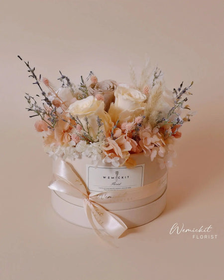 Champagne  | Preserved Flower Box WEMICKIT - Melbourne Floral Arrangement