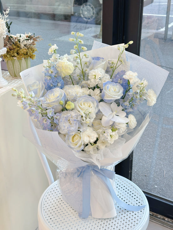 Starry Blue丨Fresh Flower Bouquet