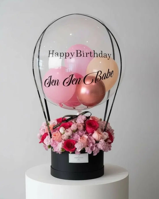 Scarlet | Fresh Flower Box with Balloon WEMICKIT - Melbourne Flower Delivery