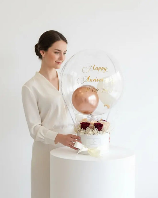 Alyssa丨Preserved Flower Box With Balloon WEMICKIT - Melbourne Floral Arrangement
