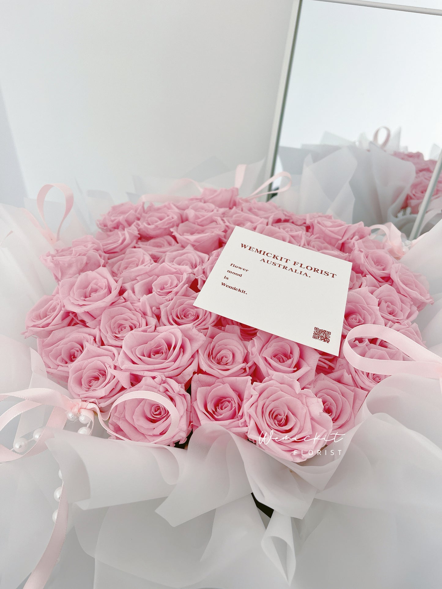 Honey Lace丨50 Preserved Roses Box