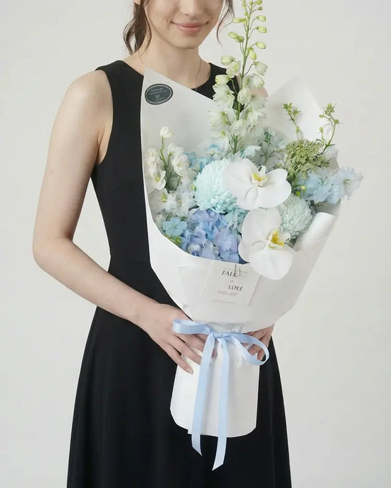 Bluevia | Fresh Flower Bouquet WEMICKIT - Melbourne Flower Delivery