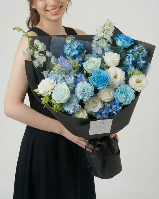 Blue Skyla | Fresh Flower Bouquet WEMICKIT - Melbourne Flower Delivery