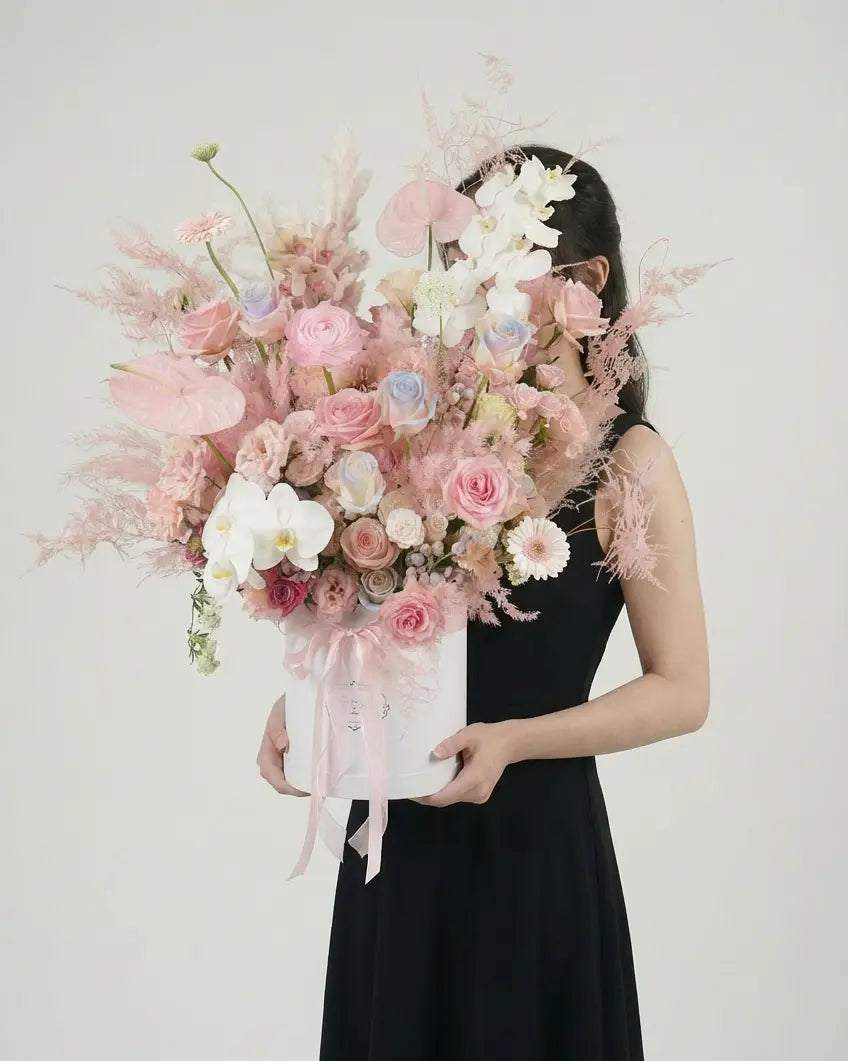 Gentle Kiss WEMICKIT - Melbourne Floral Arrangement