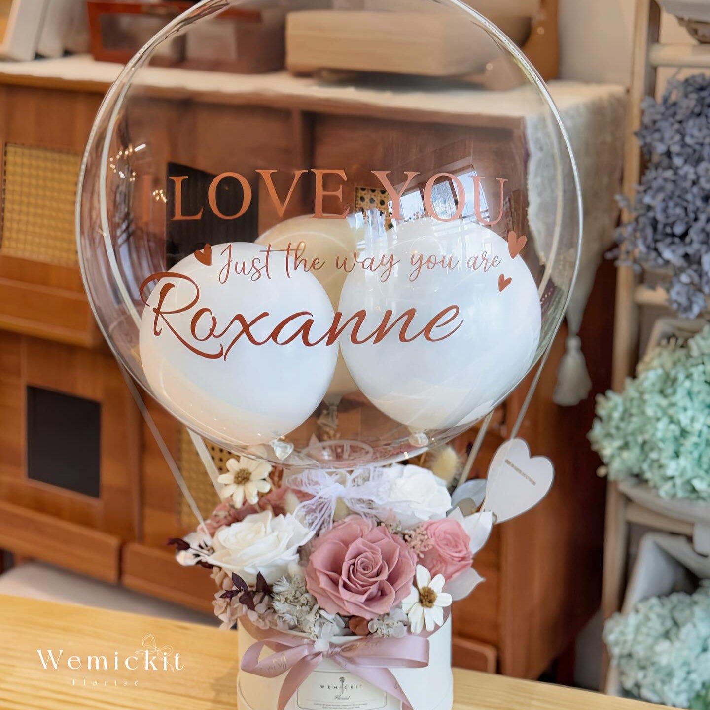 Roxanne | Preserved Flower Box with Balloon