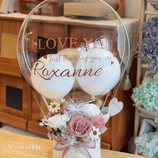 Roxanne | Preserved Flower Box with Balloon WEMICKIT - Melbourne Flower Delivery