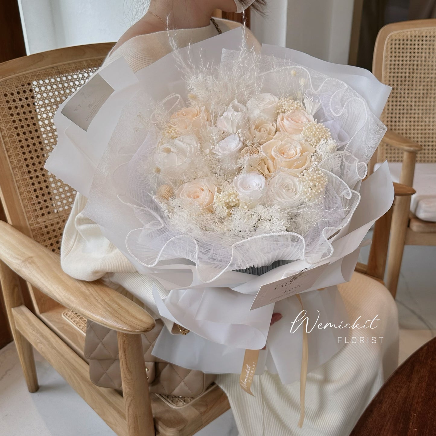 First Love - White丨Preserved Flower Bouquet