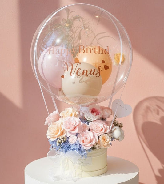 Venus | Preserved Flower Box with Balloon