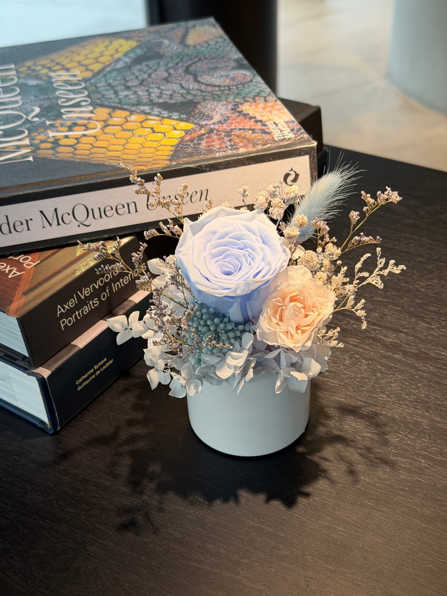 Blue Nude - Everlasting Preserved Flower in Vase