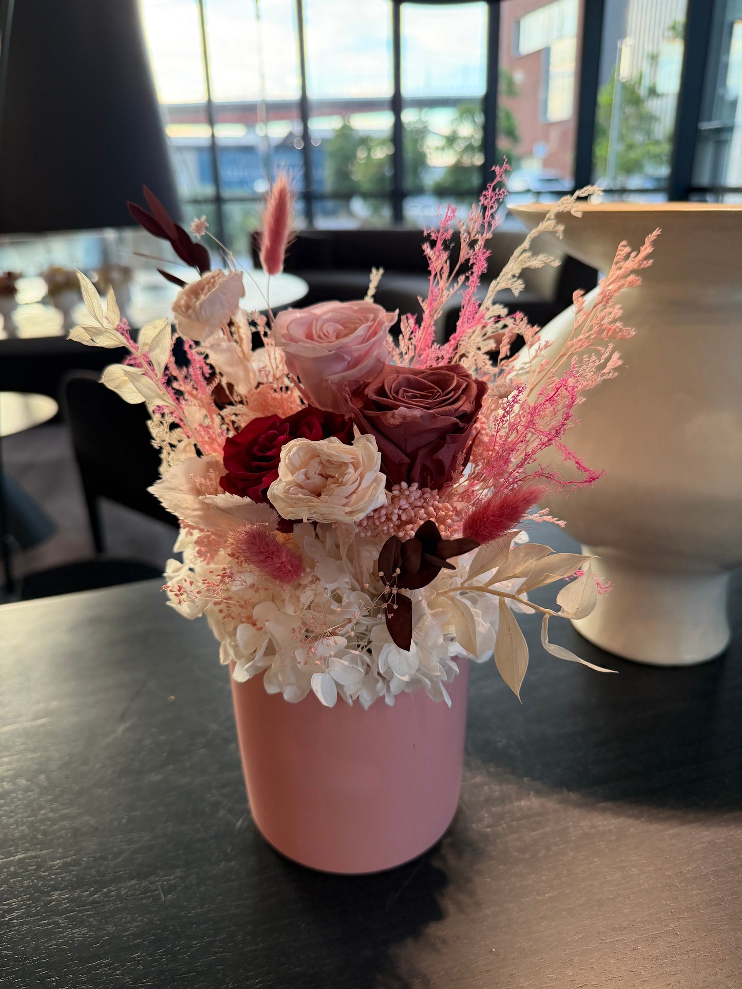 Estrus - Everlasting Preserved Flower in Vase