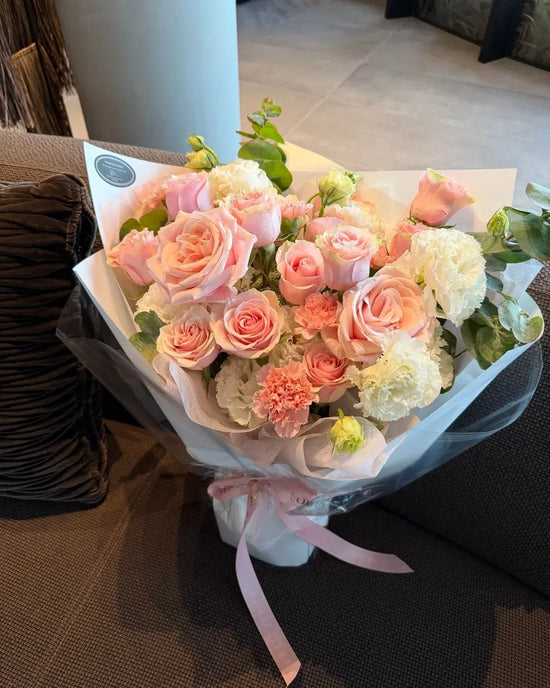 Valentina | Fresh Flower Bouquet WEMICKIT - Melbourne Flower Delivery